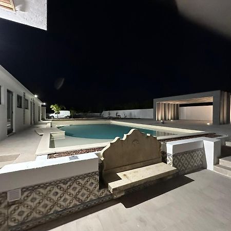 145 Townhouse Otel Ílhavo Dış mekan fotoğraf